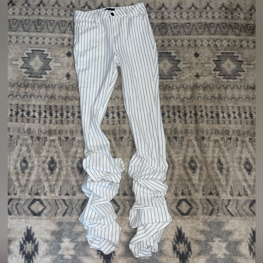 White strip stacked pants